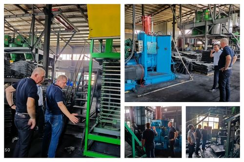 2023Customers visited and toured our factory and discussed equipment ordering