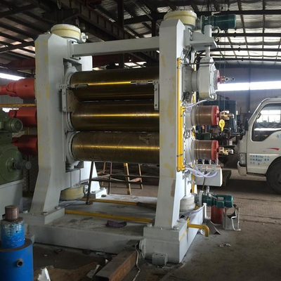Buy 200℃ Max Temperature 3 Roll Calender Machine 0-20m/min Roller Speed online manufacture