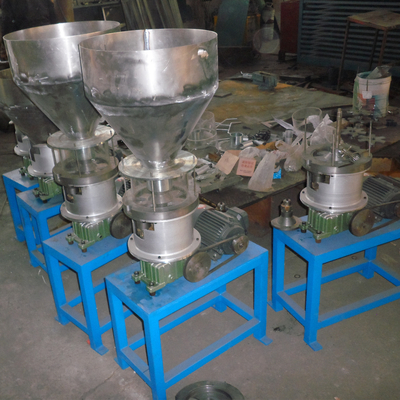 ISO9001 Motorcycle Tire Making Machine Automatic Tire Powder Spraying Machine Green Powder