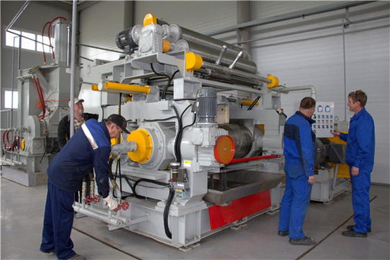 Rubber Mixing Mill Machine With Nsk Roller Bearings Emergency Stop Safety Device