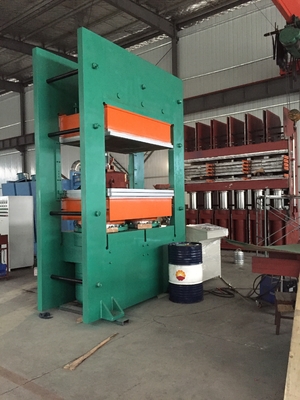 Frame Type Plate Vulcanizing Press Adopts Steam Heating For Vulcanizing Rubber Products