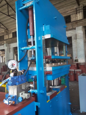 Two Layer Hot Plate 600T Pressure Rubber Compression Moulding Press For Producing Rubber Shock Absorbers And Shock Absorbers