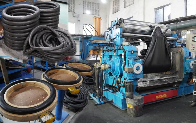 The High-efficiency Inner Tube Curing Machine For Motorcycle Inner Tube ...